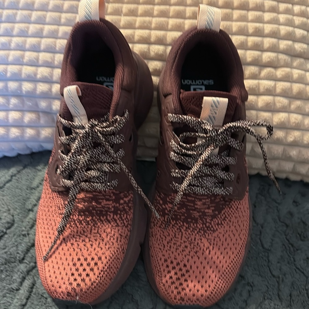 One time wear Salomon hiking shoes